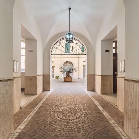 Colosseo & Colle Oppio Cozy Apartment Rome Exterior photo