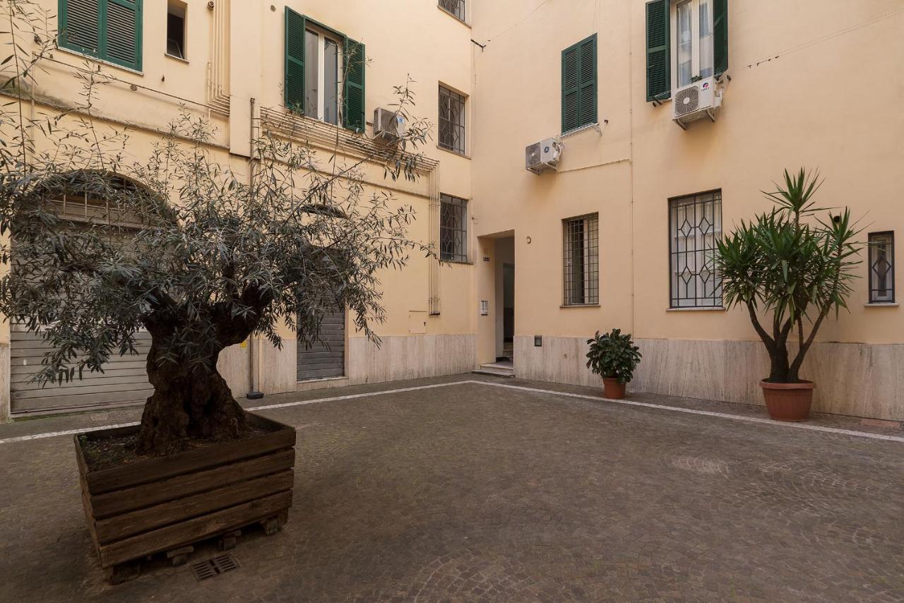 Colosseo & Colle Oppio Cozy Apartment Rome Exterior photo